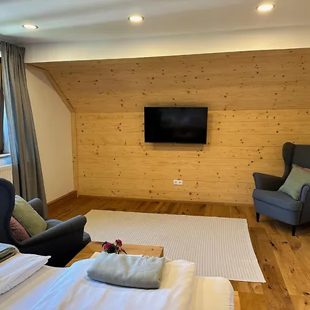Kirchbichl Apartment *